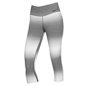 Nike Dri-Fit Legendary Horizon Training Leggings (Capris) | Size: M | Color: W/B